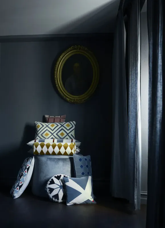 Christina Lundsteen Harlequin Bolster - Artichoke/dusty White Ø20x60 cm