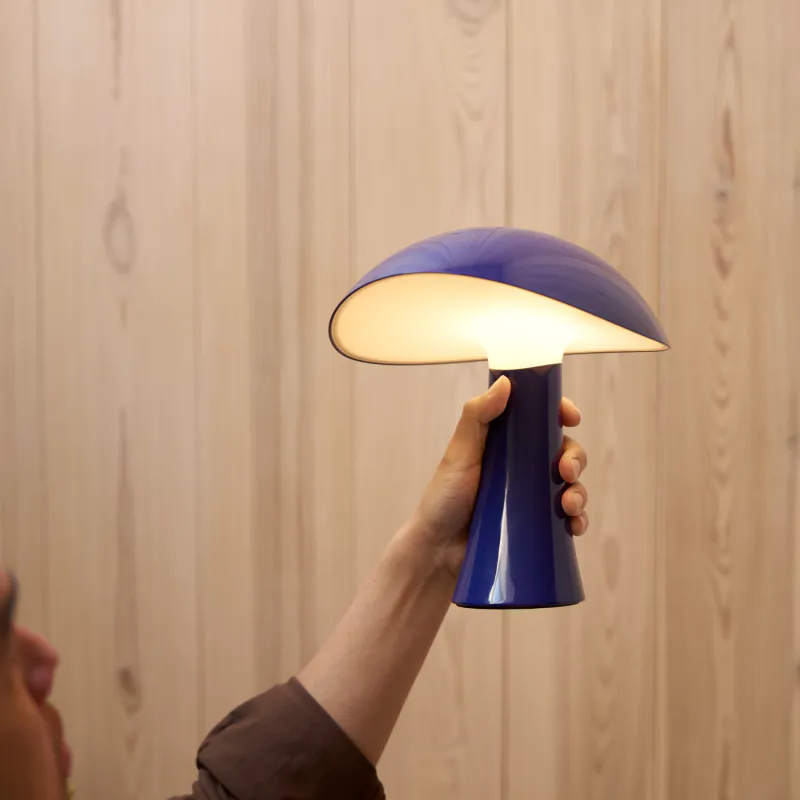 Louis Poulsen Rumee 220 Portabel Lampe - Night Blue