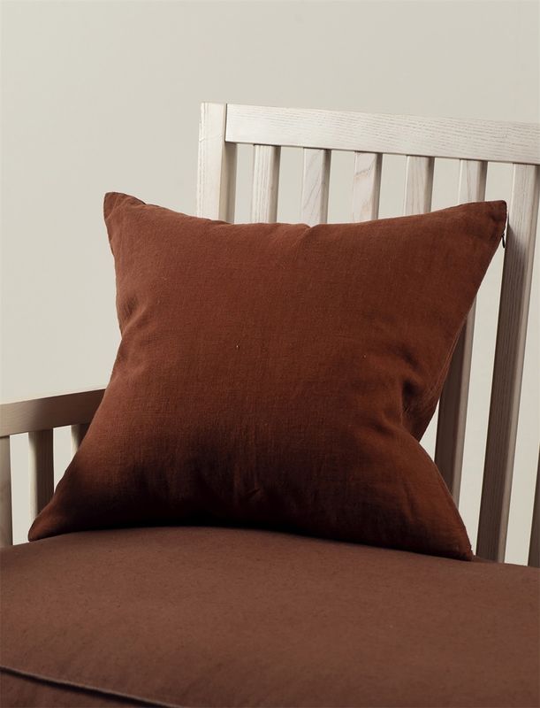 Himla Sunshine putetrekk lingonberry 50x50