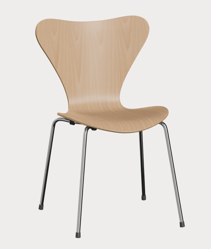 Fritz Hansen Serie 7 - Klarlakkert Finér