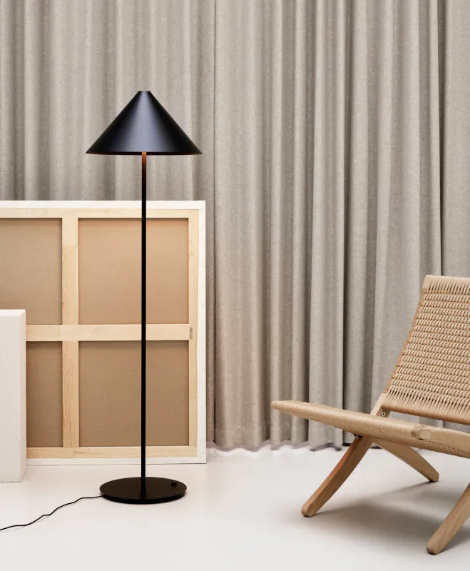 Louis Poulsen Keglen Gulvlampe - Sort